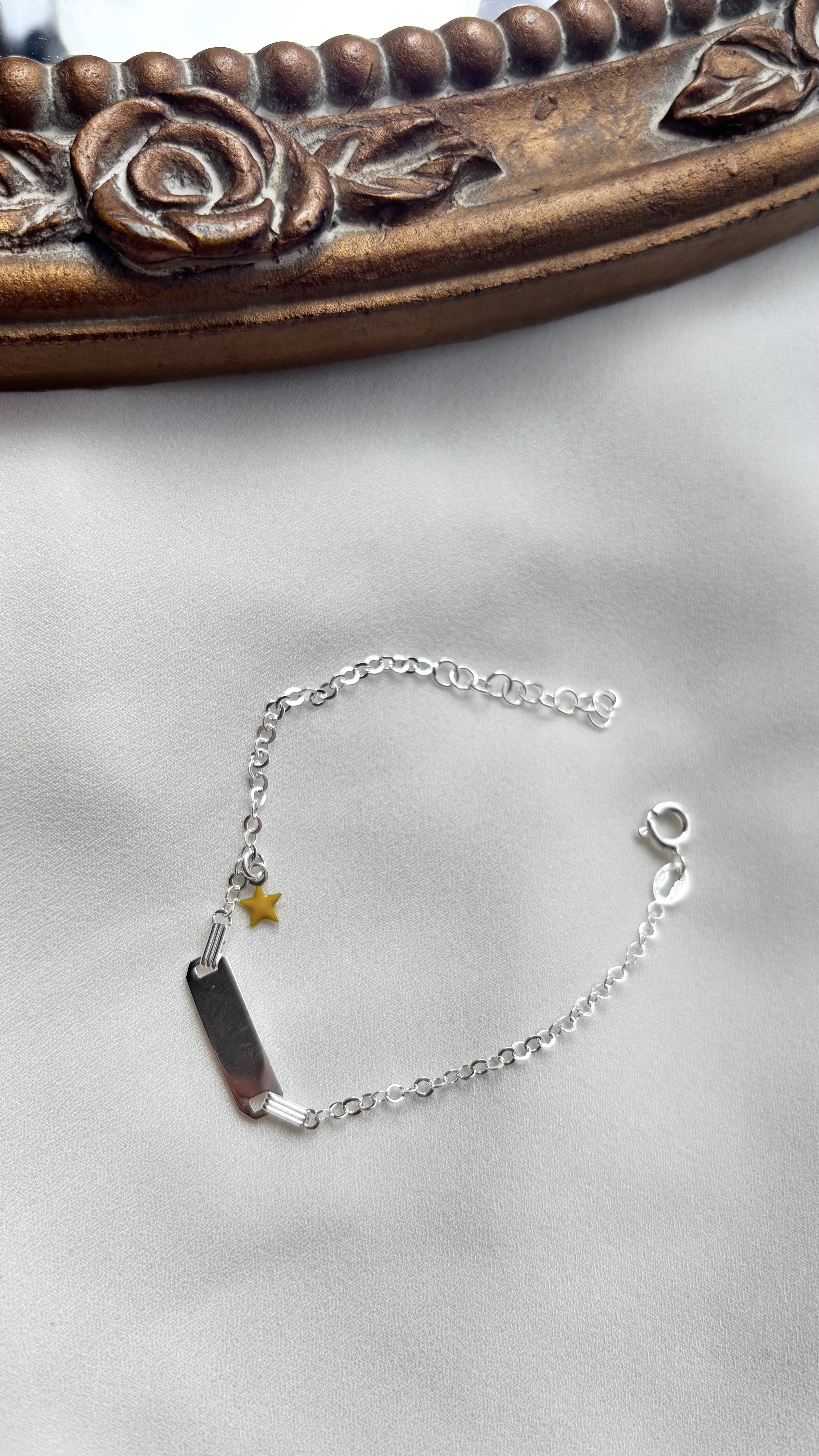 Pulsera Placa + Estrella