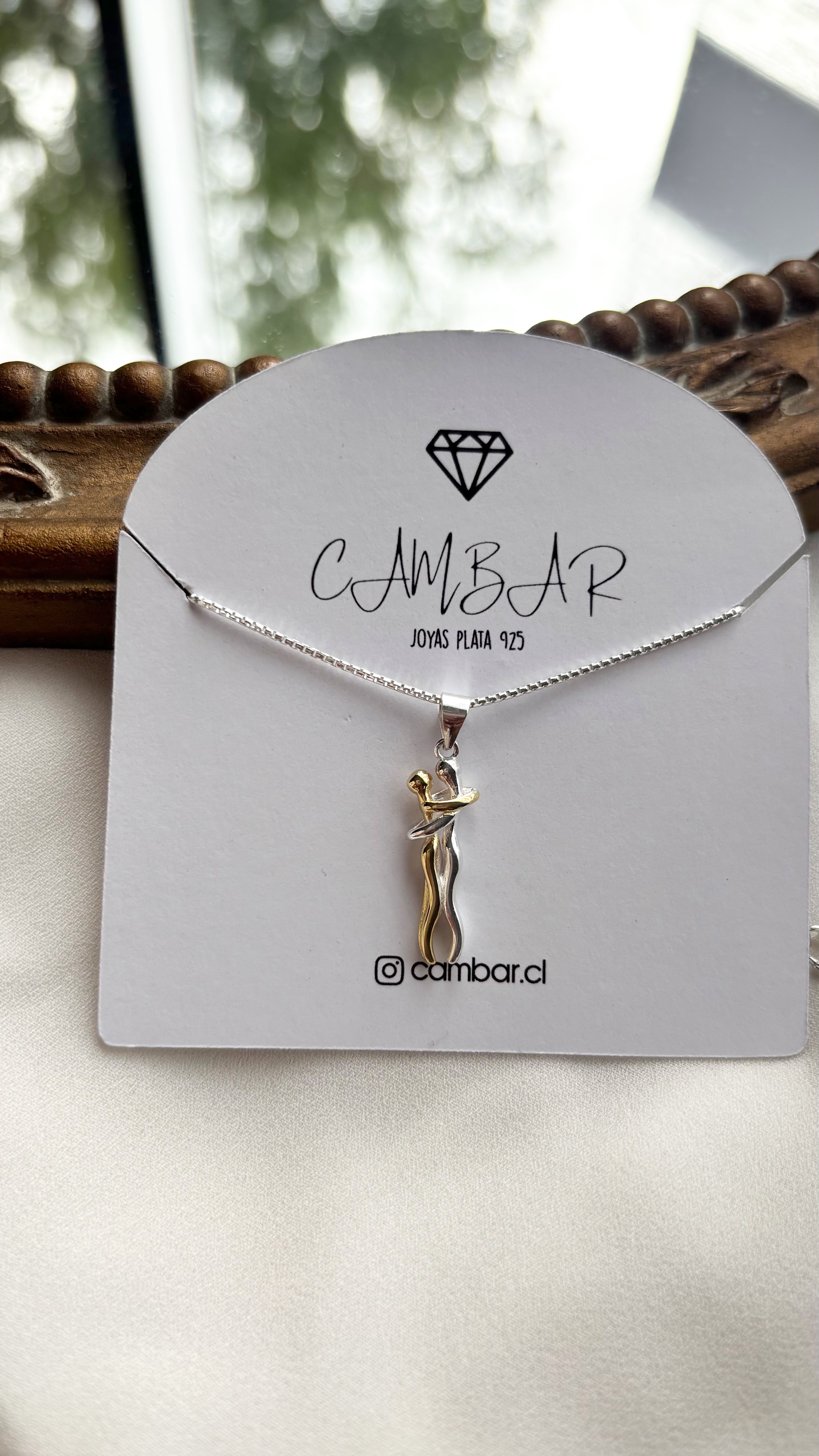 Collar Pareja – Abrazo